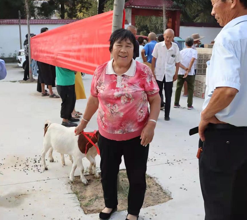 河南项城推广短平快项目让困难群众真正富起来