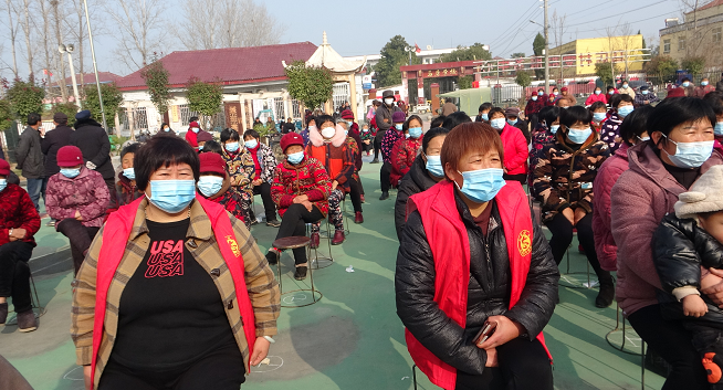 项城贾岭镇不断创新宣讲模式让党的十九届六中全会精神落地生根